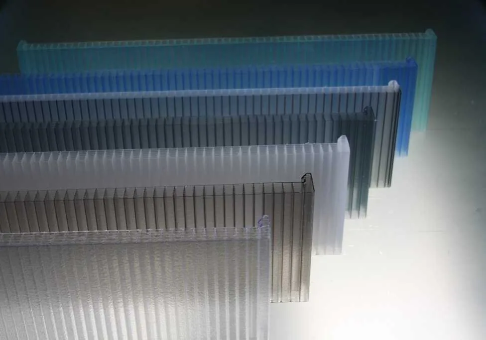 Cellular polycarbonate sheet panels